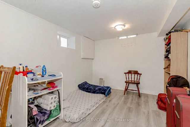 Additional image 31 of 13 Greenbush Crt