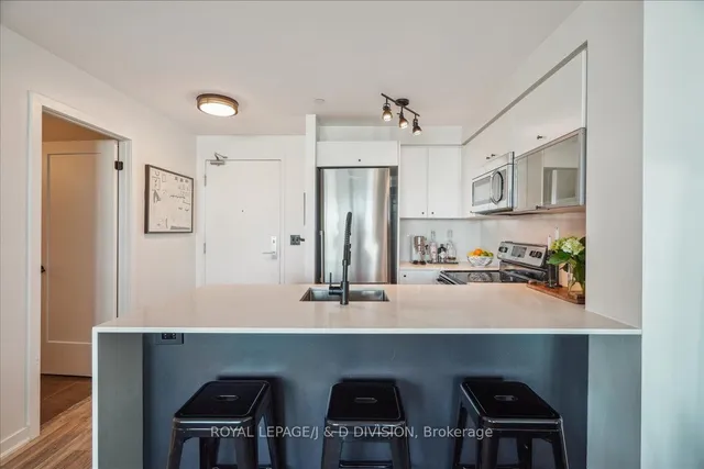 Additional image 6 of 150 East Liberty St Unit 2816