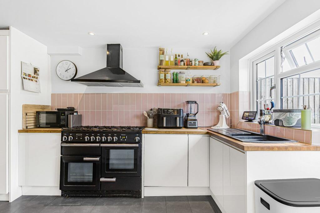 Additional image 9 of Boundary Lane, Welwyn Garden City, AL7