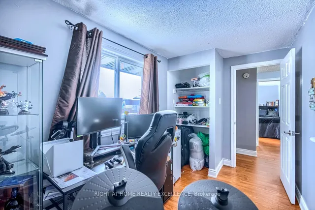 Additional image 31 of 17 Hilldowntree Tr