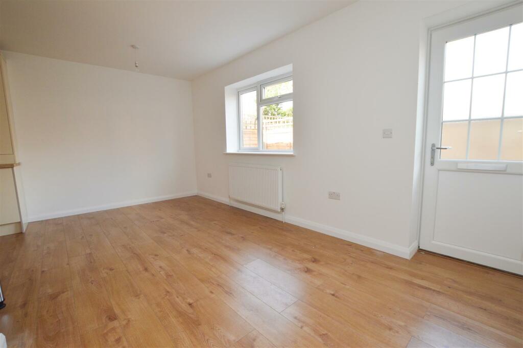 Additional image 8 of High Street, London Colney