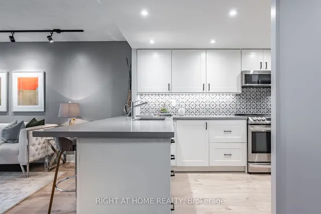 Additional image 7 of 60 Homewood Ave Unit 203