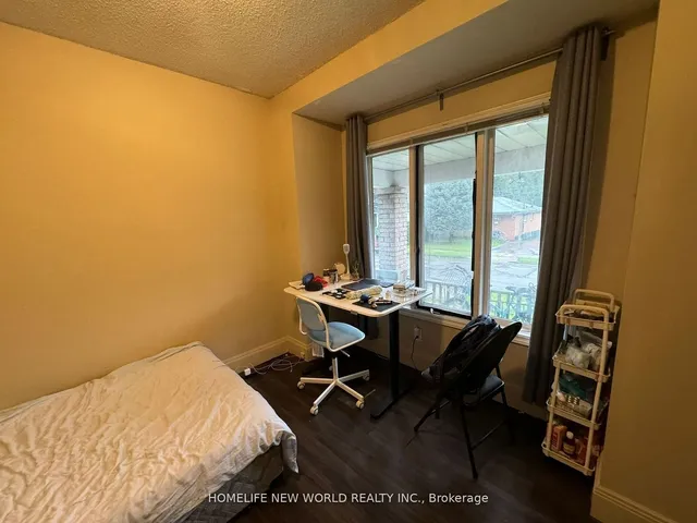 Additional image 14 of 61 Broadway Ave