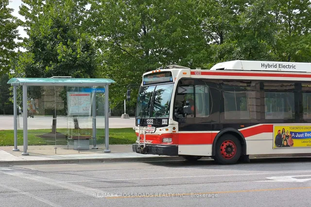 Additional image 31 of 1 Lee Centre Dr Unit 612