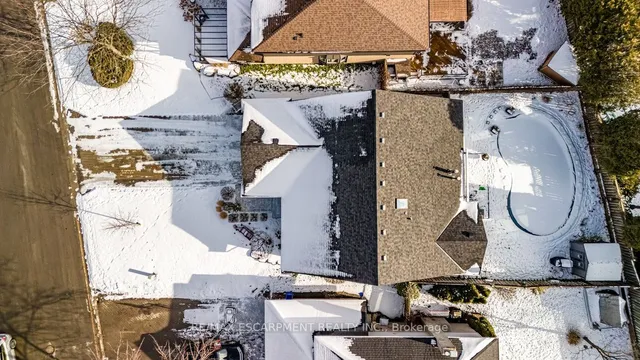 Additional image 36 of 12 LARKSPUR Cres