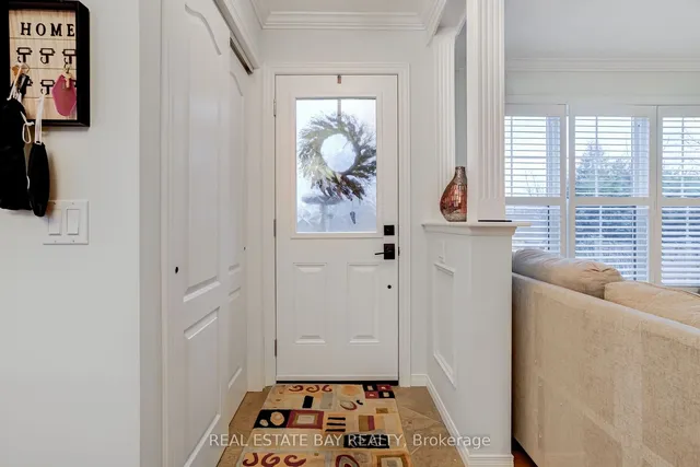 Additional image 7 of 1085 Harrogate Dr Unit 7