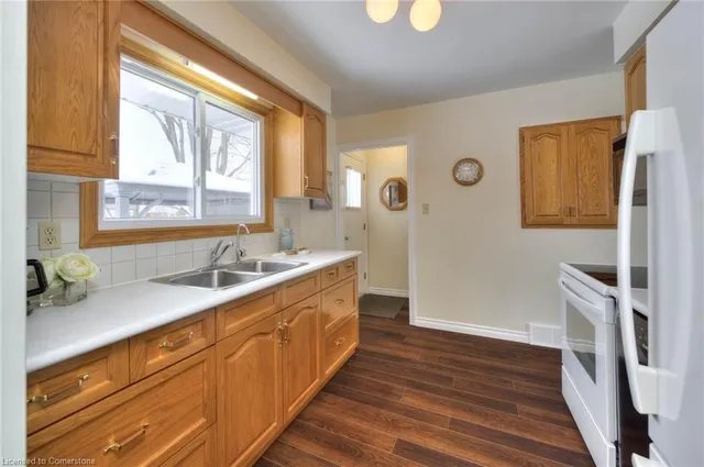 Additional image 8 of 145 Hickson Dr