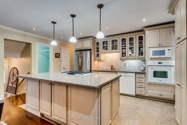 Additional image 17 of 15 Braemar Ave