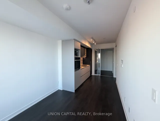 Additional image 8 of 319 Jarvis St Unit 4908