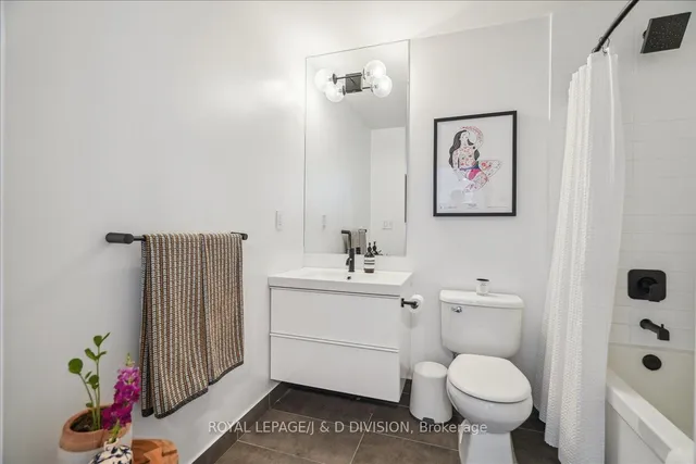 Additional image 13 of 150 East Liberty St Unit 2816