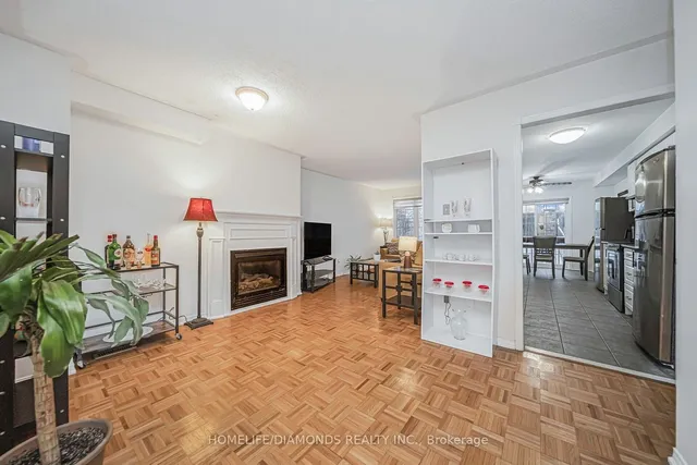 Additional image 7 of 90 MONACO Crt