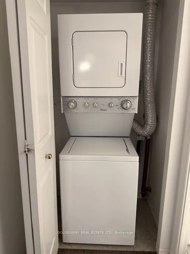 Additional image 11 of 39 Pemberton Ave Unit 401