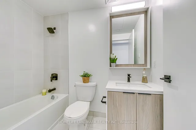 Additional image 31 of 36 Zorra St Unit 2002