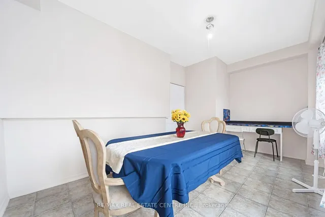 Additional image 22 of 103 Cedar Lake Cres