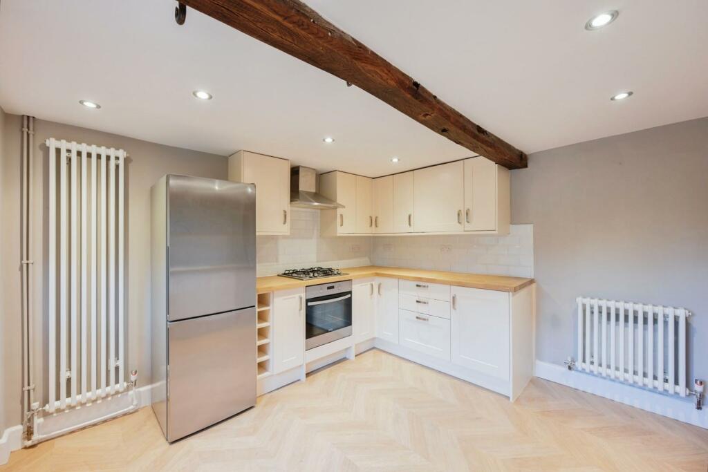 Additional image 5 of St. Pauls Court, Dosthill, Tamworth