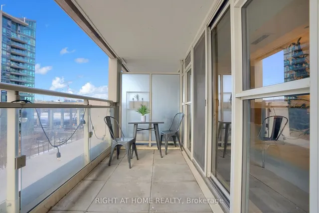 Additional image 11 of 35 Bastion St Unit 809