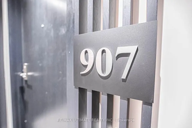 Additional image 7 of 81 Wellesley St Unit 907