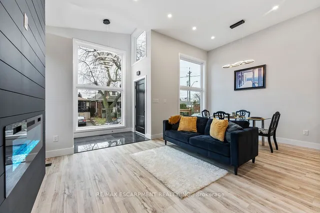 Additional image 5 of 209 Grenfell St