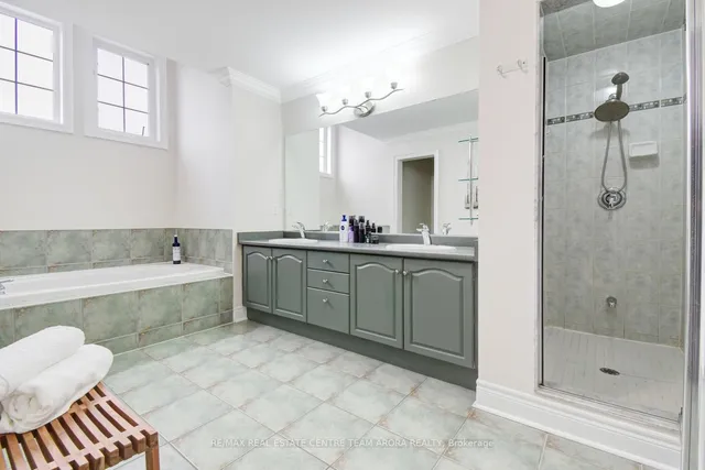 Additional image 22 of 6 Champion Crt