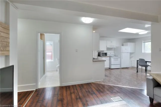 Additional image 13 of 331 Park St Unit 2