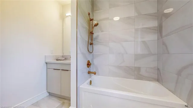 Additional image 6 of 57 Eleanor Ave