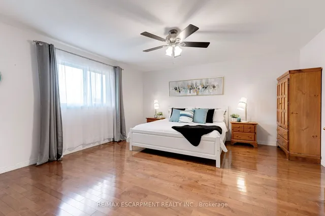 Additional image 22 of 12 Edgecroft Cres