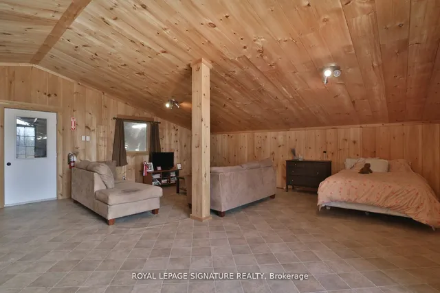 Additional image 34 of 1694 Centre Rd