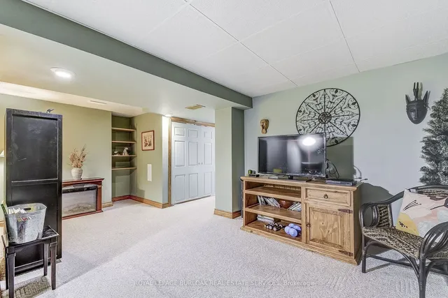 Additional image 31 of 2141 Ghent Ave