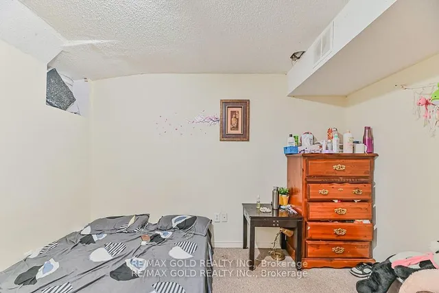 Additional image 37 of 107 Sled Dog Rd