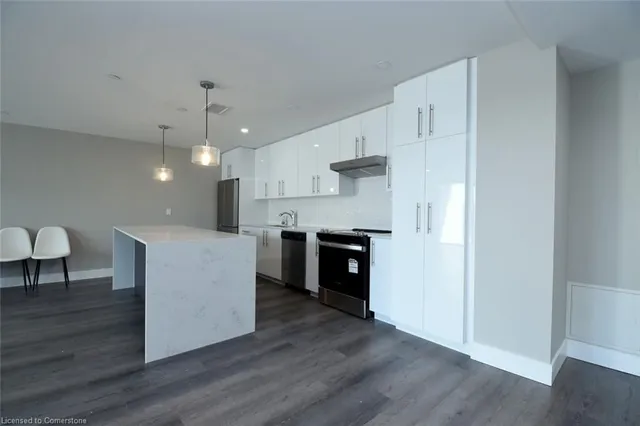 Additional image 33 of 15 Queen St Unit 2112