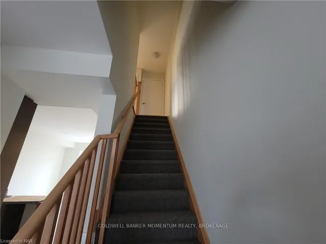 Additional image 13 of 590 North Service Rd Unit 25