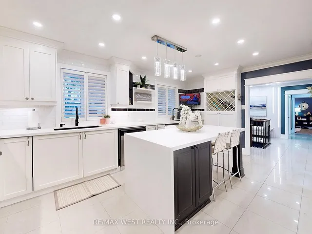 Additional image 11 of 120 Hadrian Dr