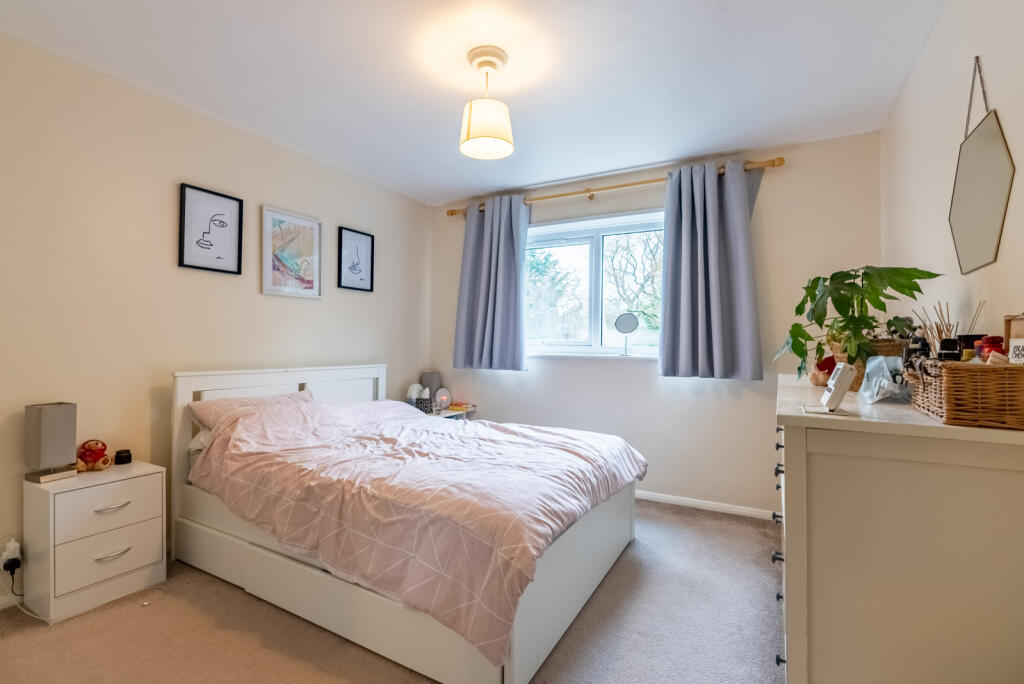 Additional image 6 of Clarendon Road, Harpenden, Hertfordshire, AL5