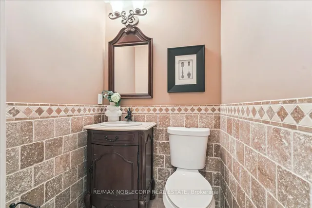 Additional image 23 of 32 Aristocrat Rd