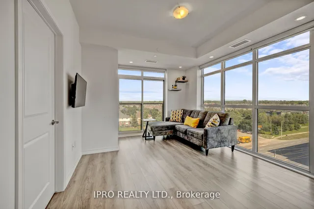 Additional image 4 of 450 Dundas St Unit 705