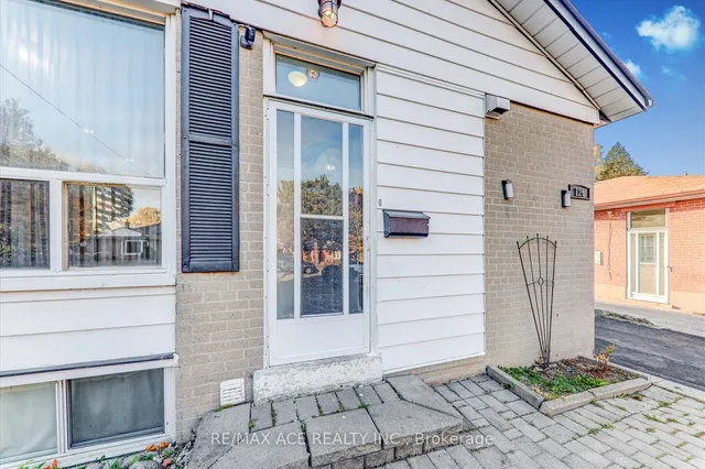 Additional image 8 of 126 Porchester Dr