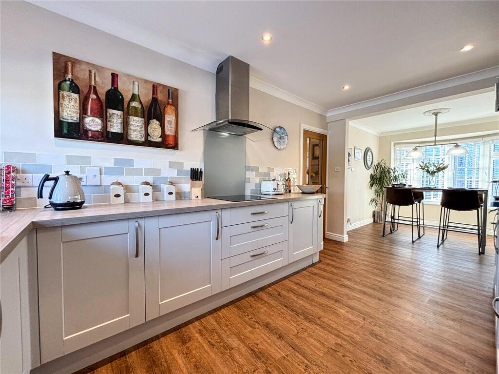 Additional image 12 of Lanhams Close