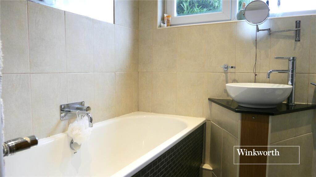 Additional image 8 of Blacksmiths Lane, St Albans, Hertfordshire, AL3