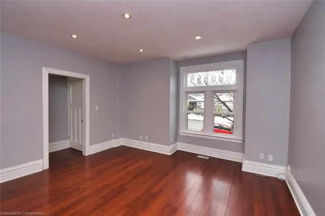 Additional image 6 of 324 Aberdeen Ave