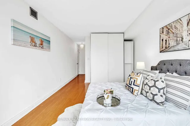 Additional image 18 of 2267 Lake Shore Blvd Unit 411