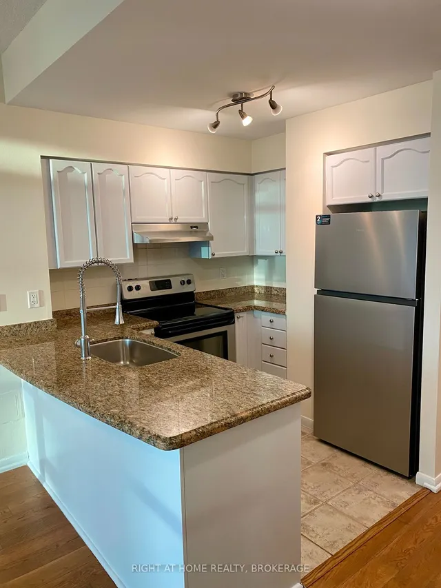 Additional image 20 of 231 Fort York Blvd Unit 1202