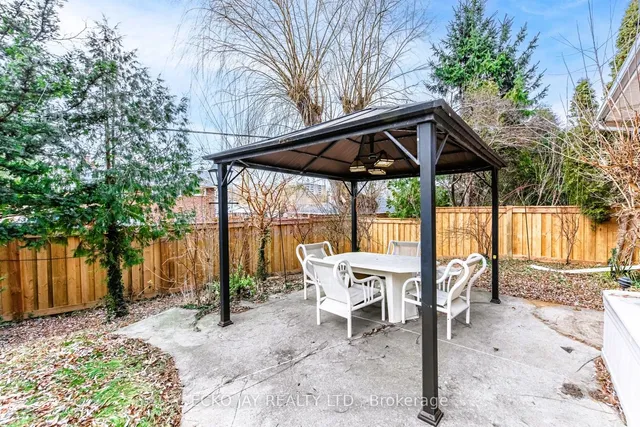 Additional image 23 of 57 Marthclare Ave