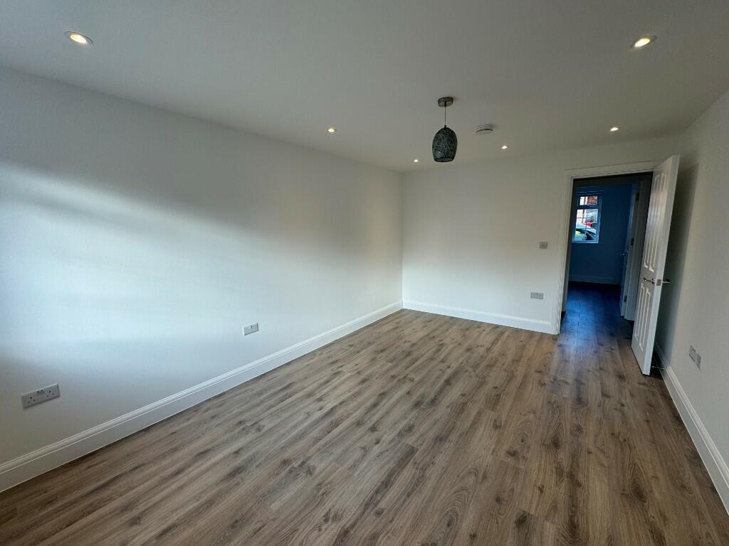 Additional image 3 of Bradmore Green, AL9