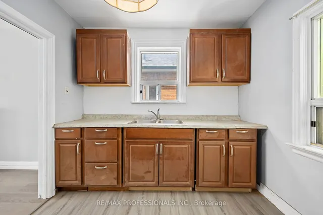 Additional image 9 of 34 Dixon Rd