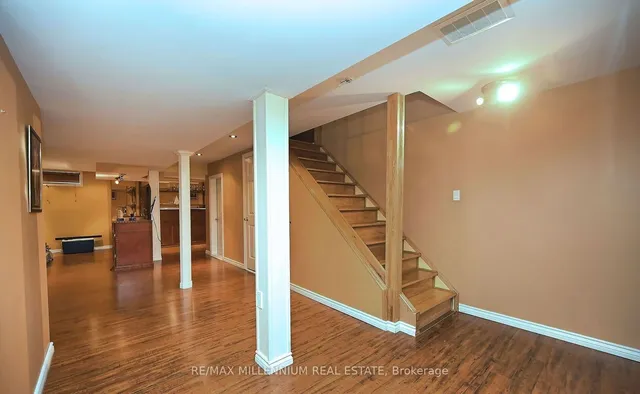 Additional image 19 of 46 Mint Leaf Blvd