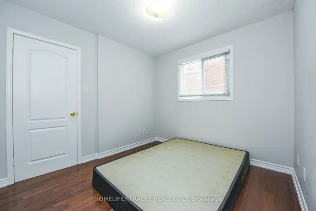 Additional image 18 of 102 Jade Cres