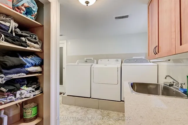 Additional image 22 of 21 Thornton Ave