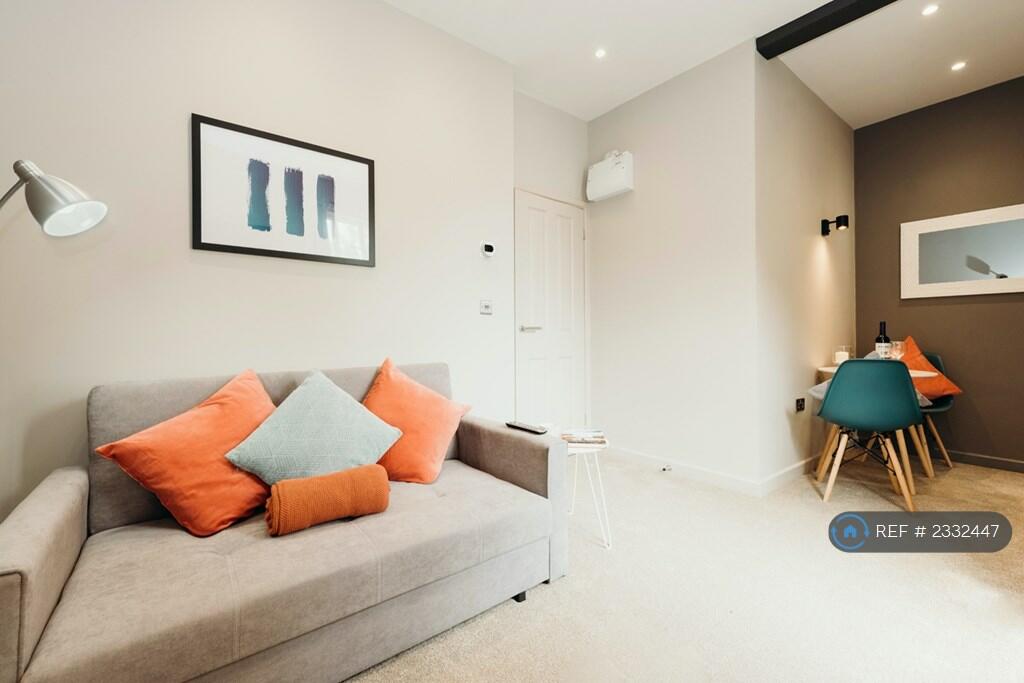 Additional image 4 of Victoria Road, Tamworth, B79