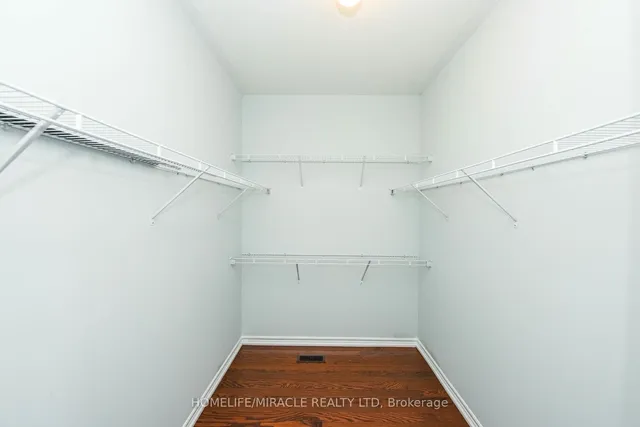 Additional image 32 of 120 Benhurst Cres