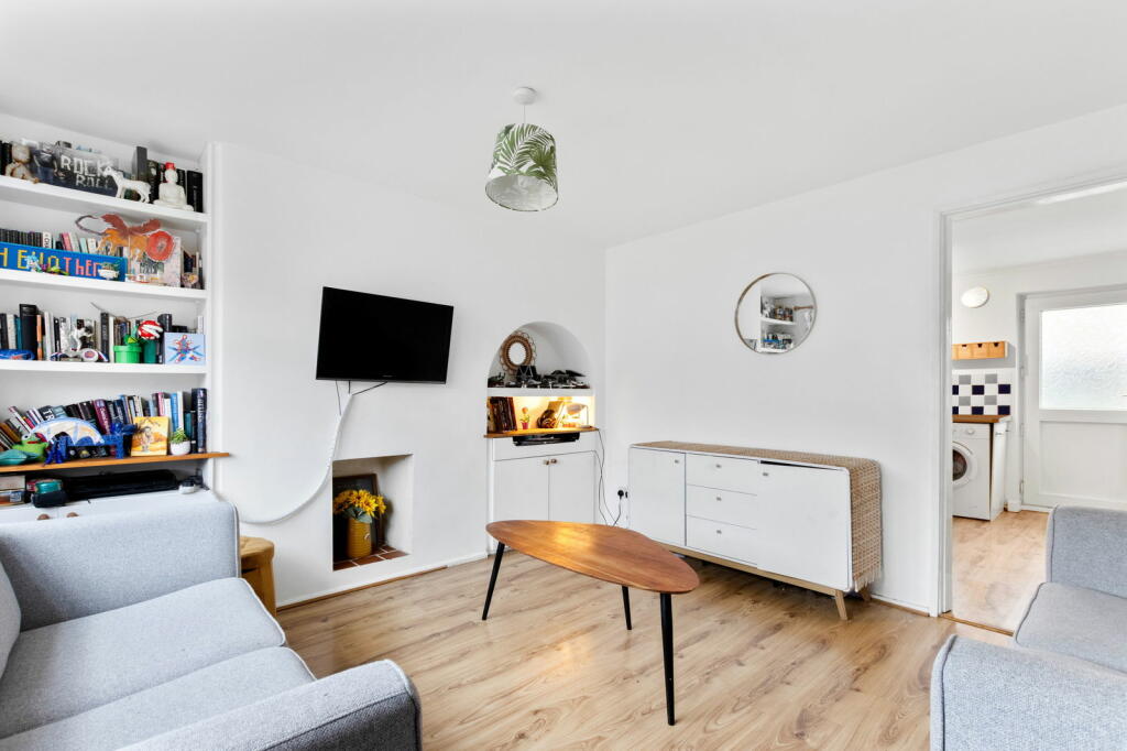 Additional image 5 of Golden Dell, Welwyn Garden City, AL7 4EB